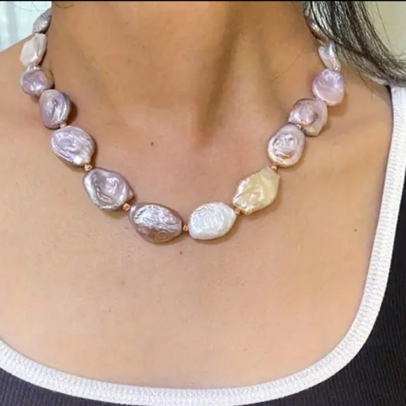 Natural Baroque Pink & White Freshwater Pearl Adjustable Necklace. - Picture 3 of 8